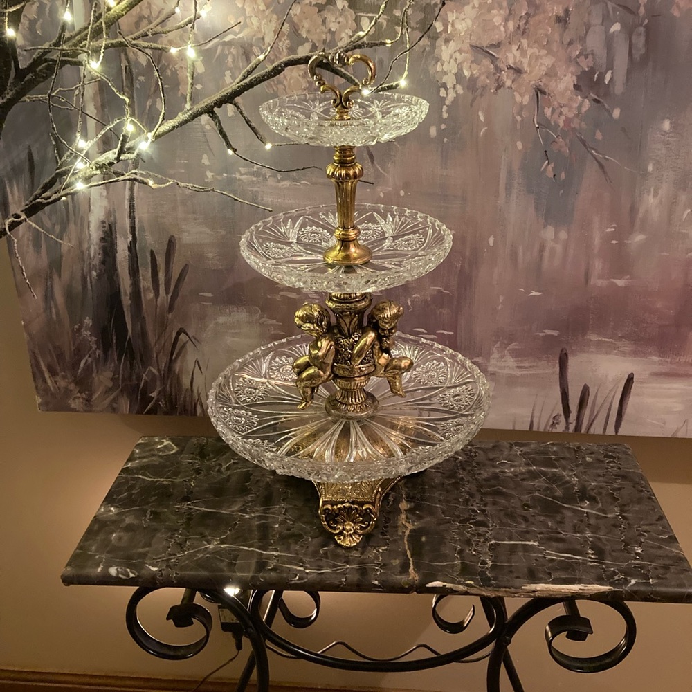⭐️🎊Host Pick🎊⭐️ Vintage Server SOLD - Picture 2 of 8